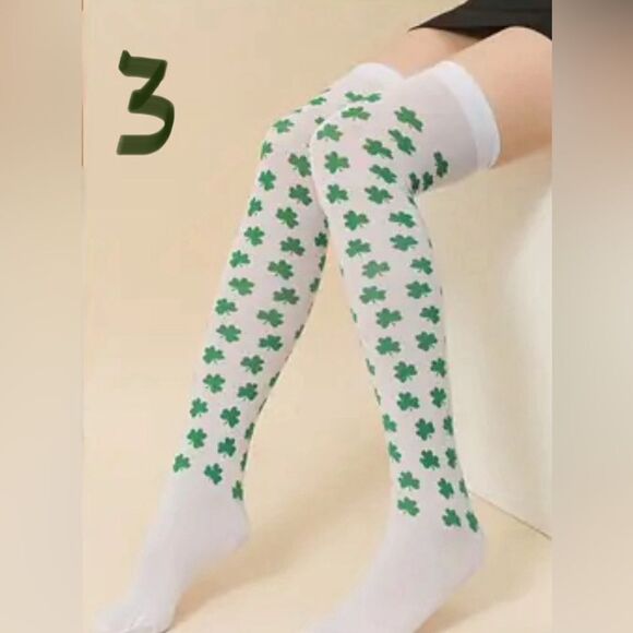 OVER THE KNEE SHAMROCK SOCKS - Picture 3 of 3